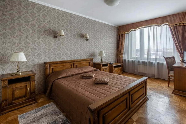 Люкс, комфортабельный двухкомнатный номер