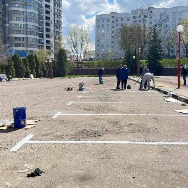 18 апреля состоялся субботник в гостинице «Планета»